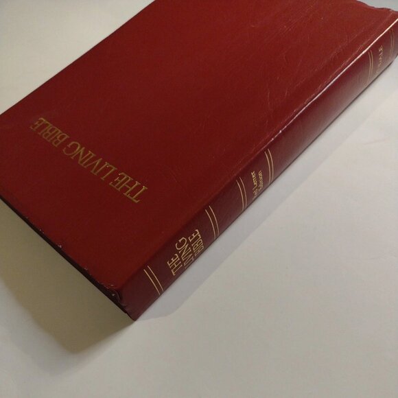 The Living Bible Red Letter Edition Tyndale 1979 Small Print.Any questions feel - Picture 3 of 12